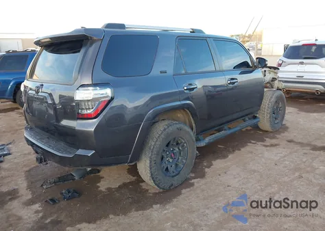 2023 Toyota 4Runner Sr5 Premium z USA, uszkodzony, nr VIN JTEFU5JR9P5289560